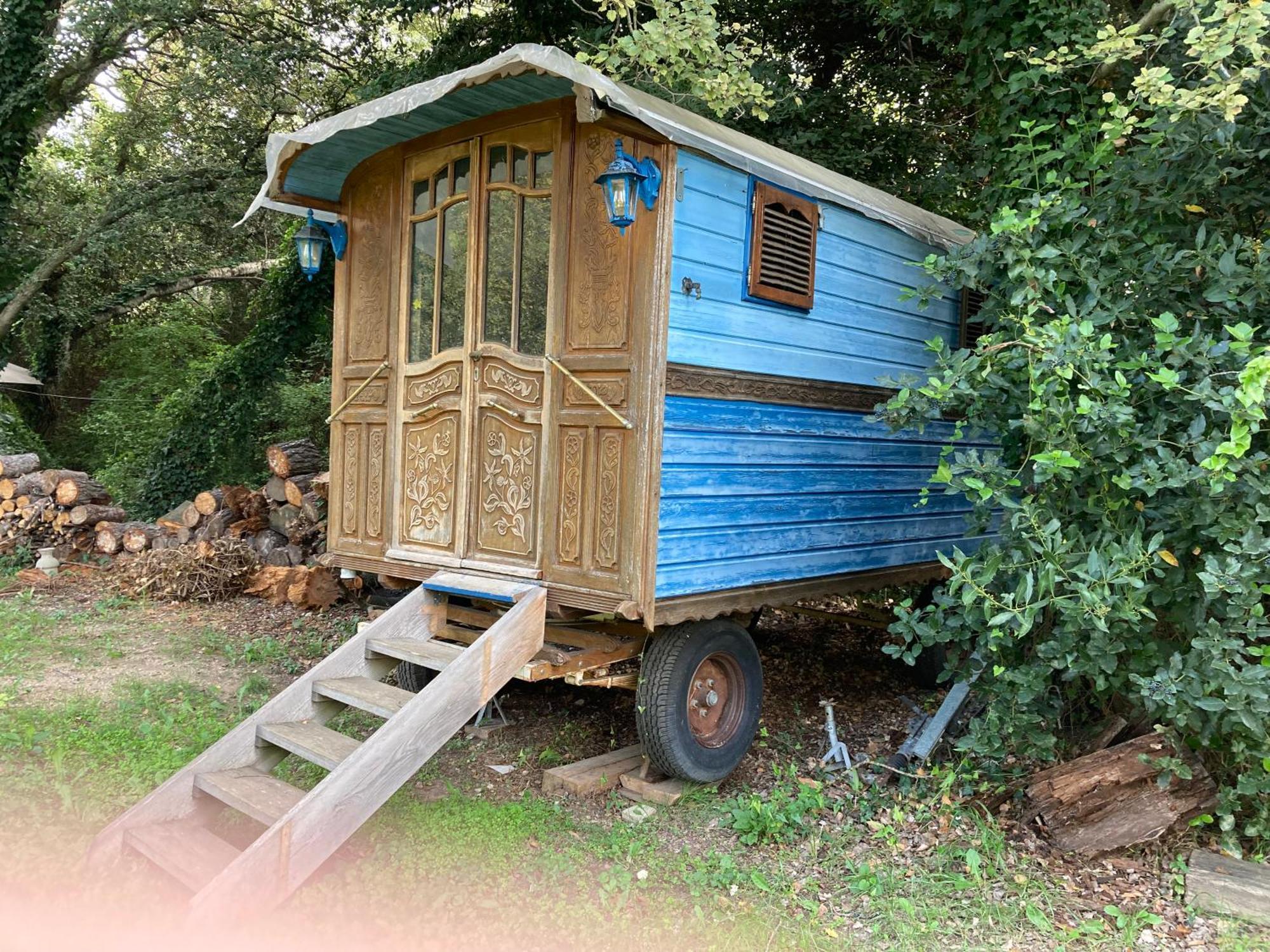 Cabane De La Leque Fontvieille Buitenkant foto
